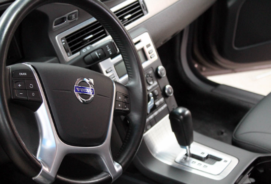 Химчистка volvo